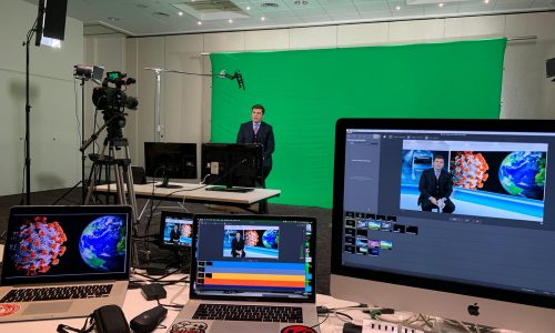 Streaming green screen chromakey