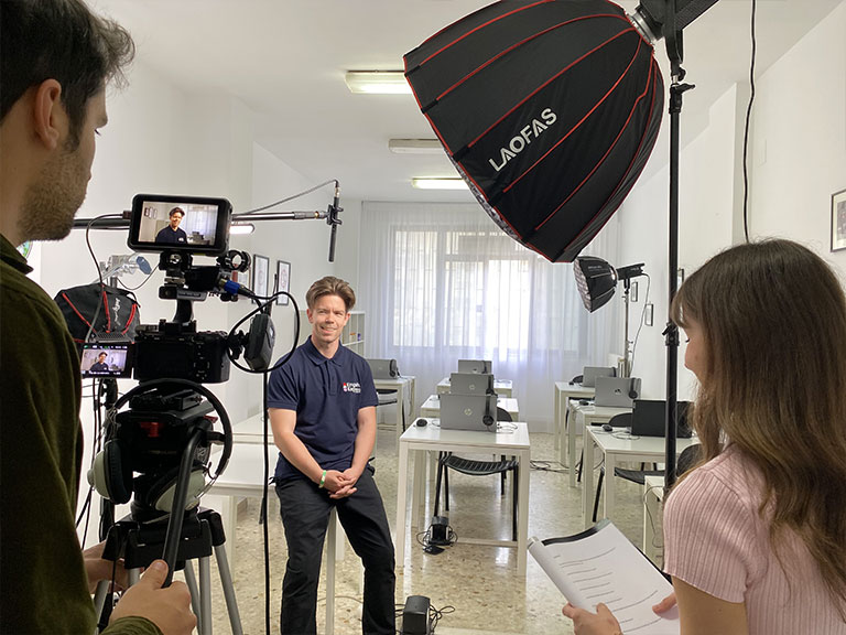 Servizi di produzione video di corso tutorial didattico