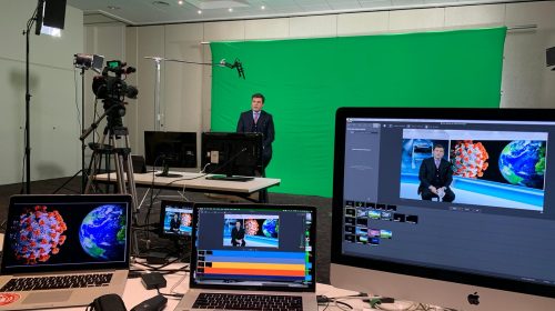 Streaming green screen chromakey
