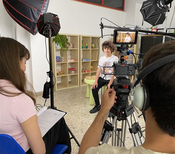 Produttori video per riprese di interviste e testimonianze aziendale a Milano e Roma